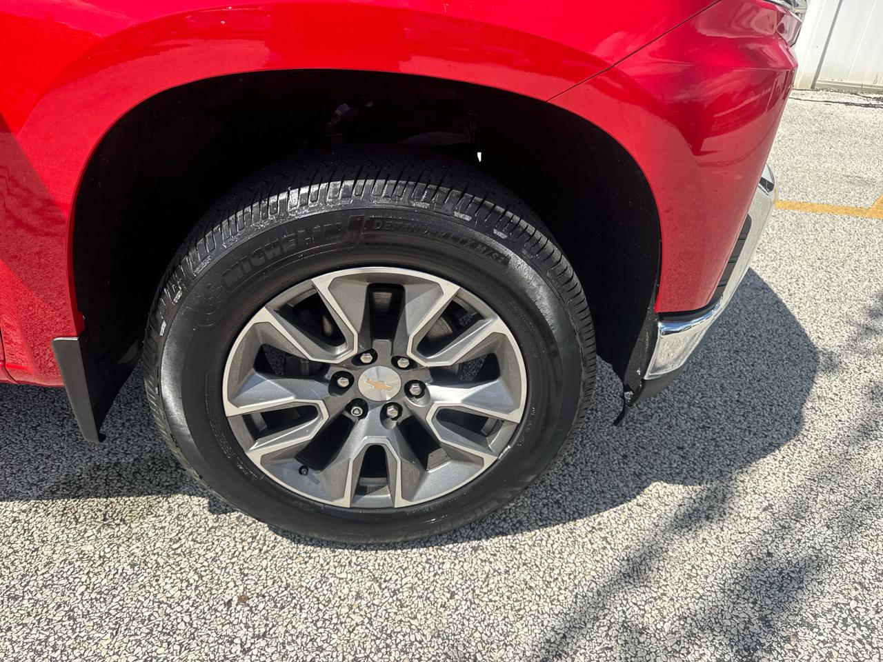 Chevrolet Silverado 1500 Limited LT Crew Cab 4WD 2022