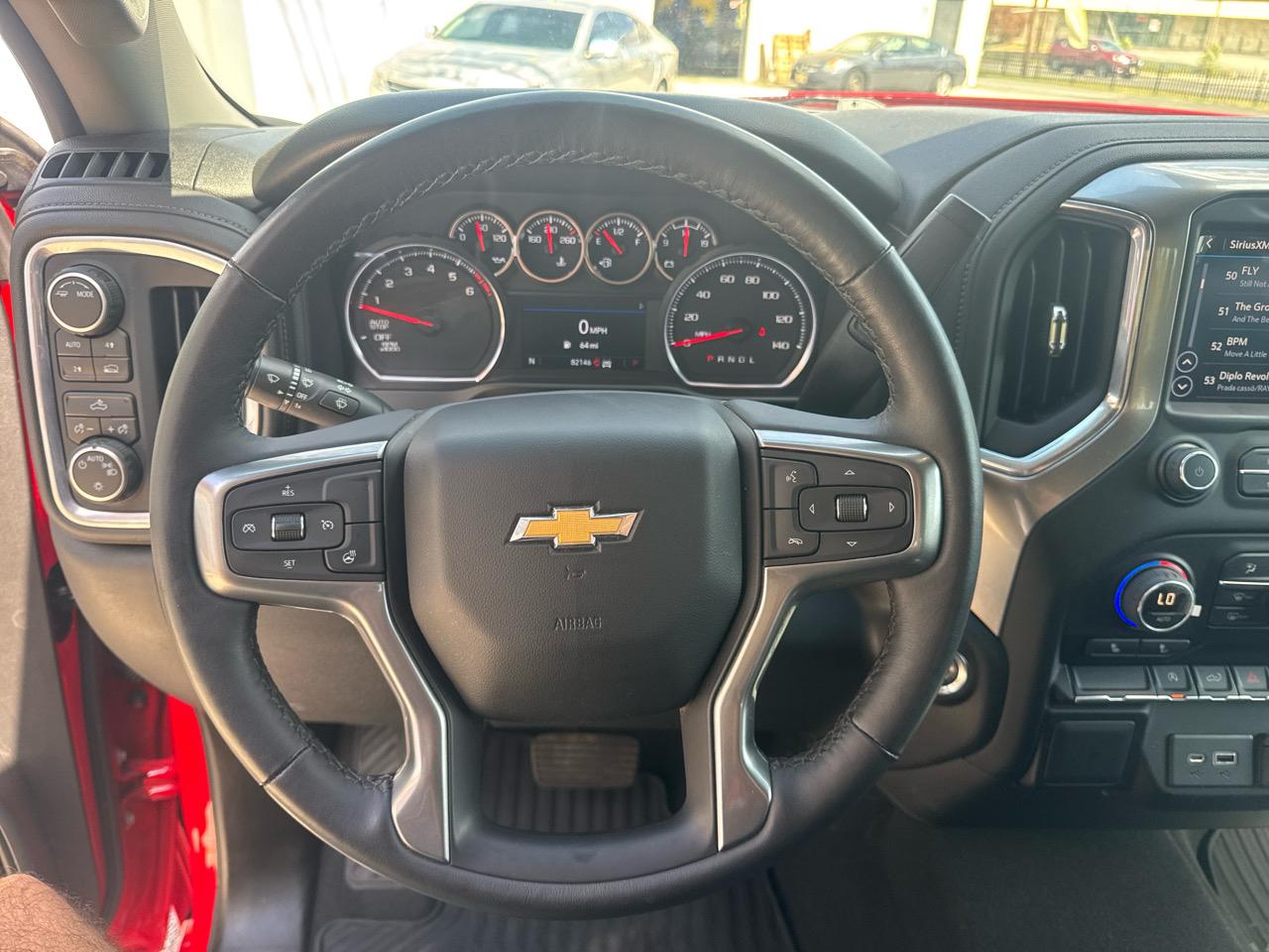 Chevrolet Silverado 1500 Limited LT Crew Cab 4WD 2022