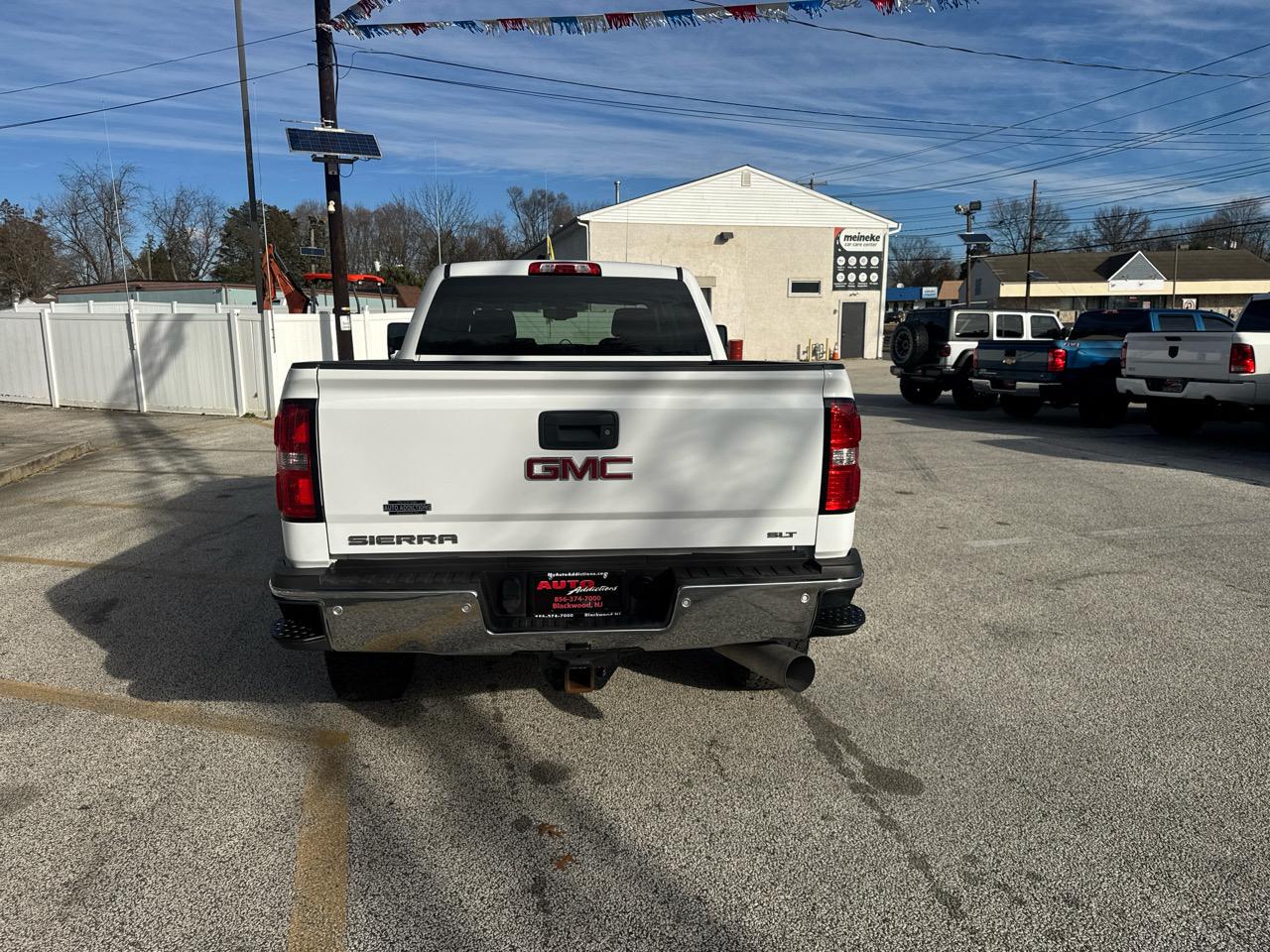 GMC Sierra 2500HD SLT Crew Cab 4WD 2017