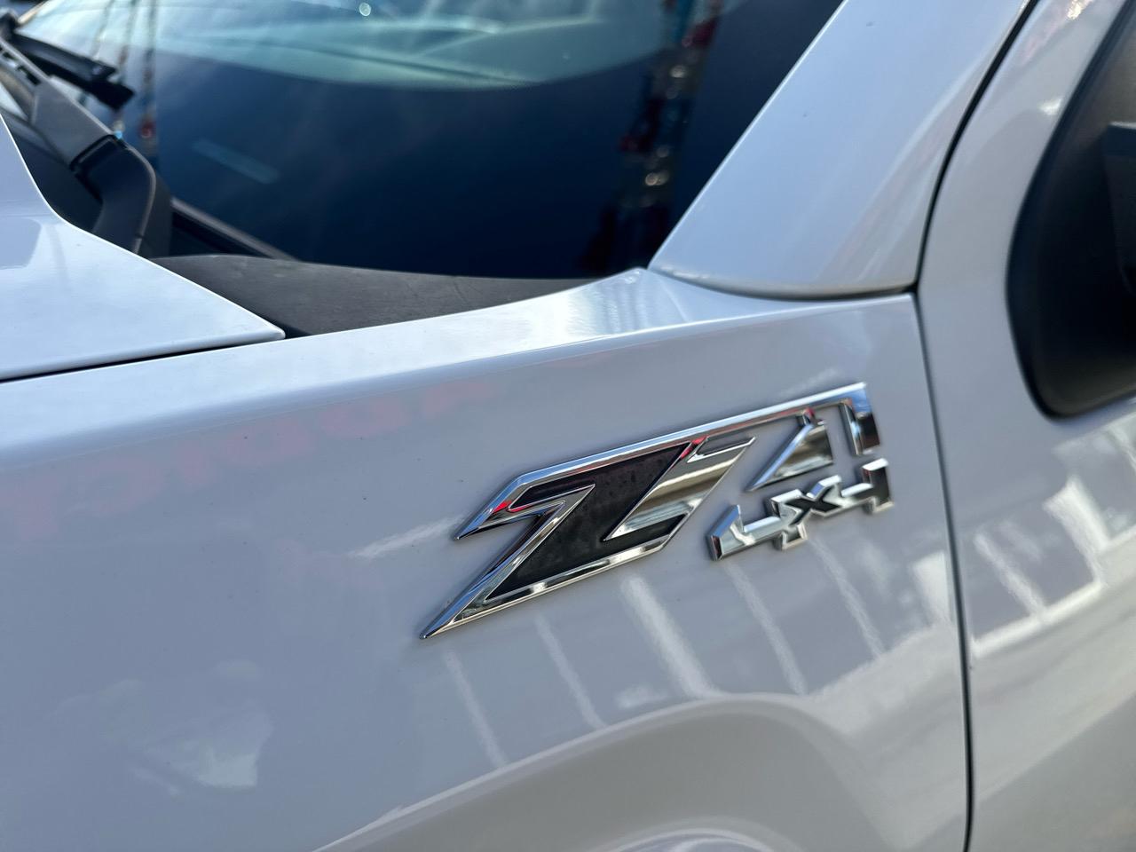 GMC Sierra 2500HD SLT Crew Cab 4WD 2017