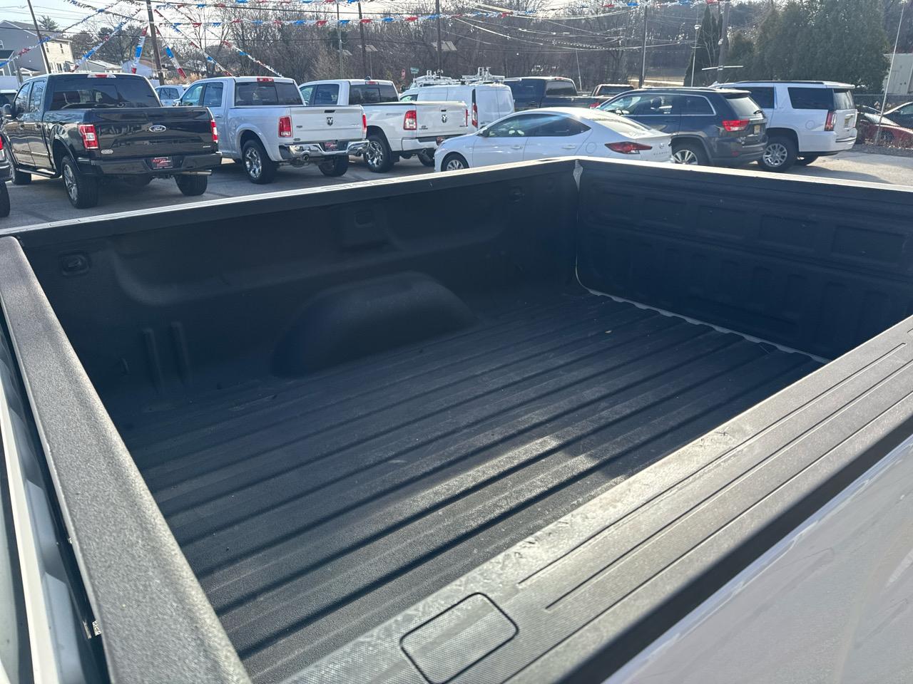 GMC Sierra 2500HD SLT Crew Cab 4WD 2017