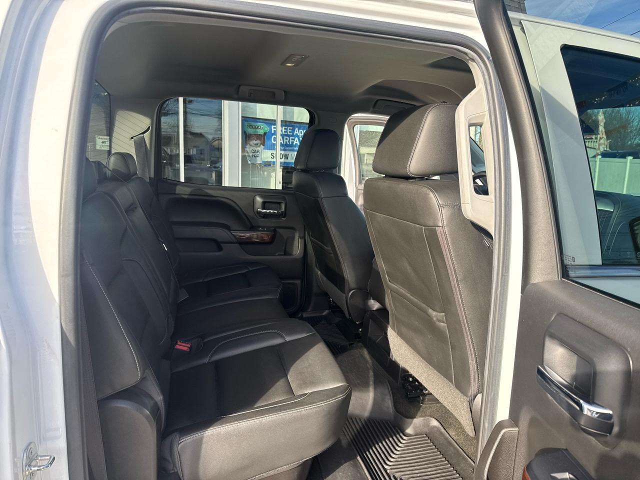 GMC Sierra 2500HD SLT Crew Cab 4WD 2017