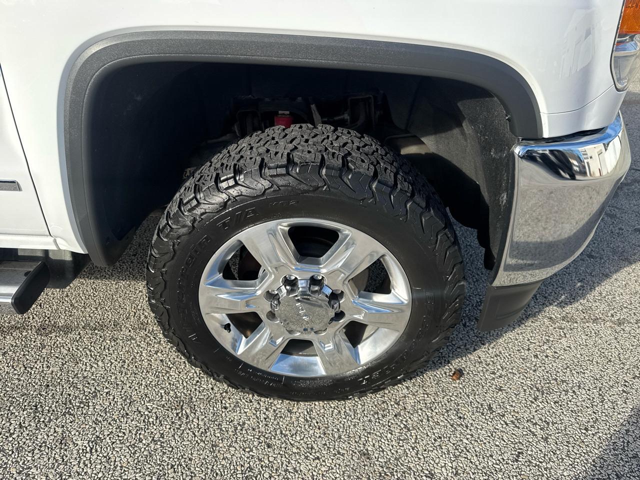 GMC Sierra 2500HD SLT Crew Cab 4WD 2017