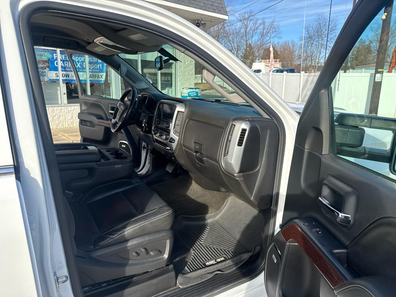 GMC Sierra 2500HD SLT Crew Cab 4WD 2017