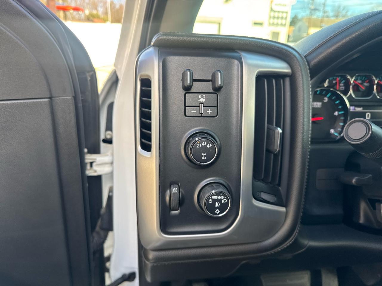 GMC Sierra 2500HD SLT Crew Cab 4WD 2017