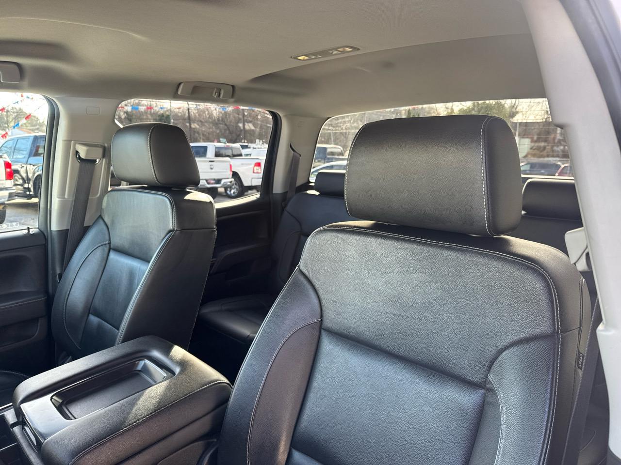 GMC Sierra 2500HD SLT Crew Cab 4WD 2017