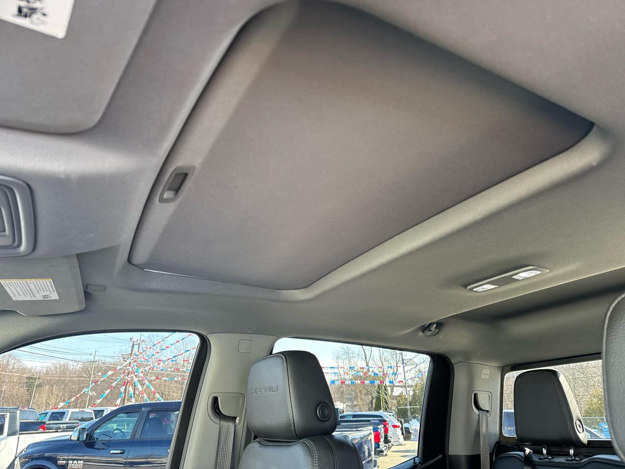 GMC Sierra 1500 Denali Crew Cab 4WD 2021