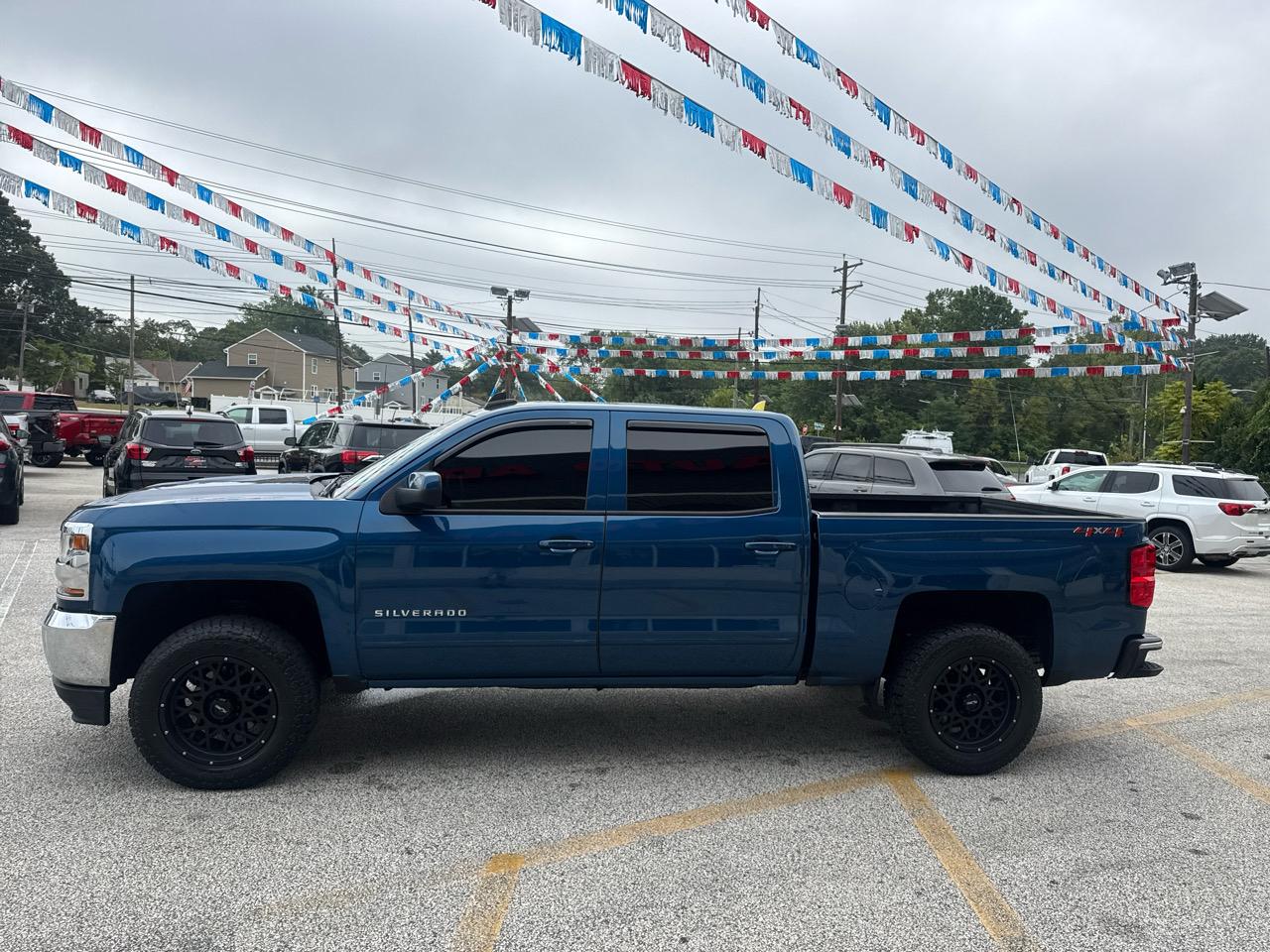 Chevrolet Silverado 1500 LT Crew Cab 4WD 2018