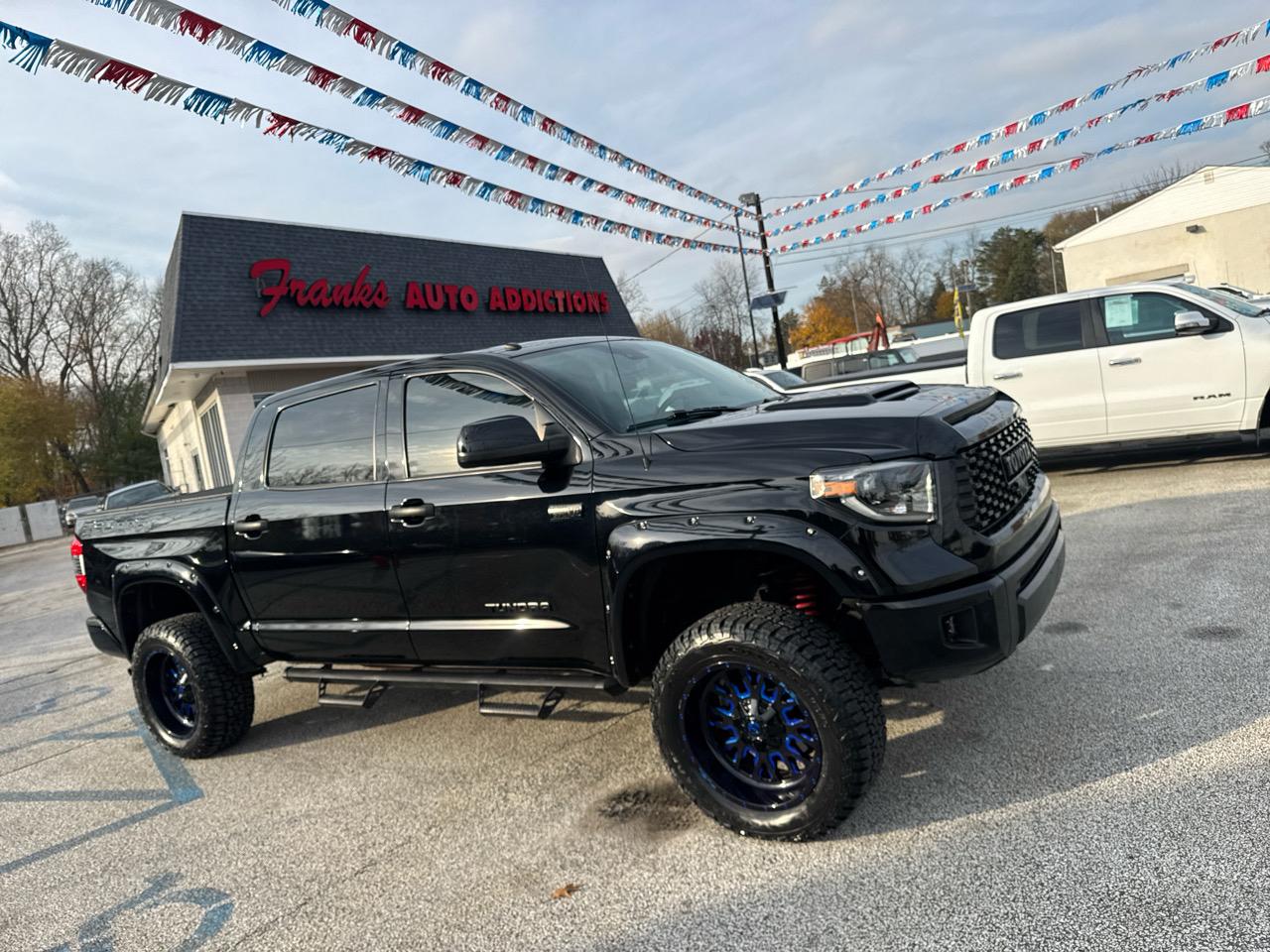 Toyota Tundra SR5 5.7L V8 CrewMax 4WD 2019
