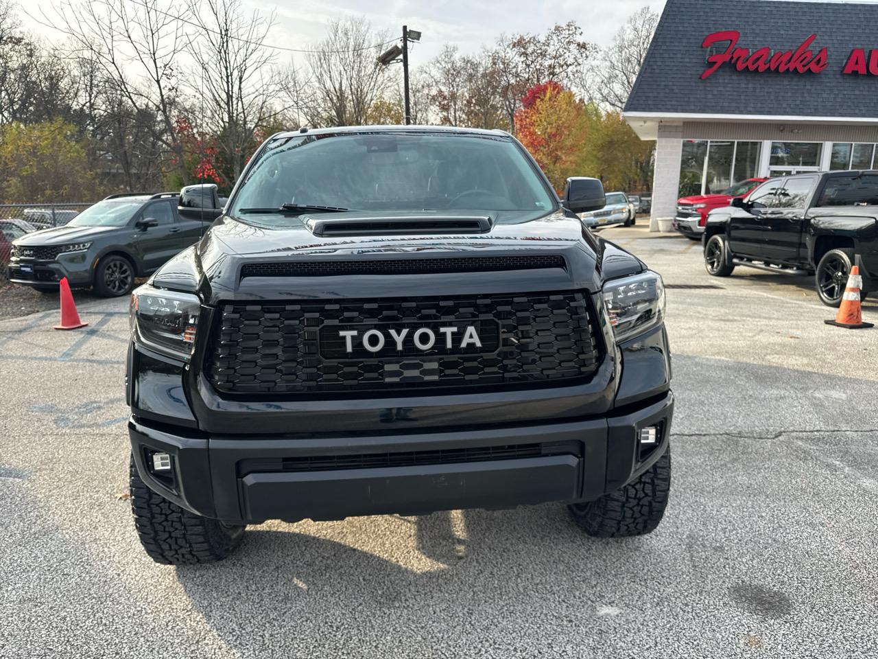 Toyota Tundra SR5 5.7L V8 CrewMax 4WD 2019