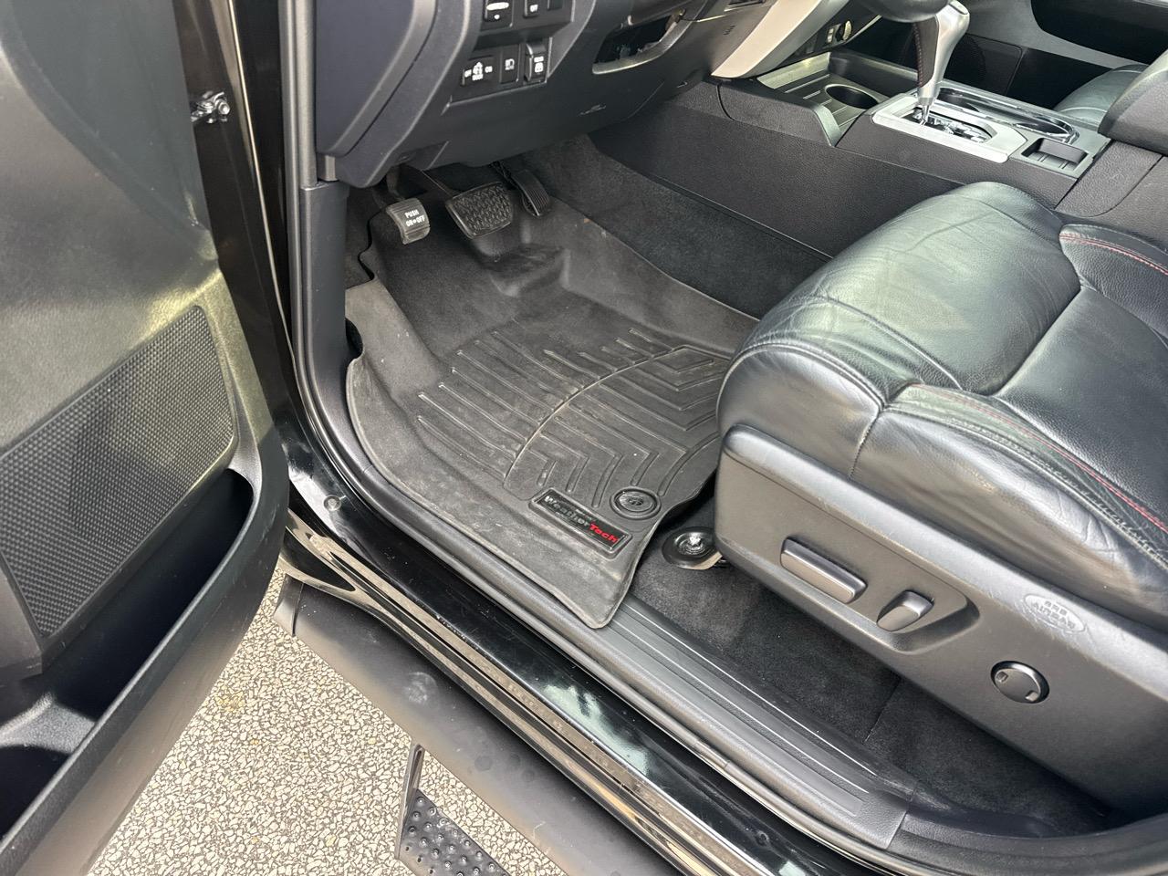 Toyota Tundra SR5 5.7L V8 CrewMax 4WD 2019