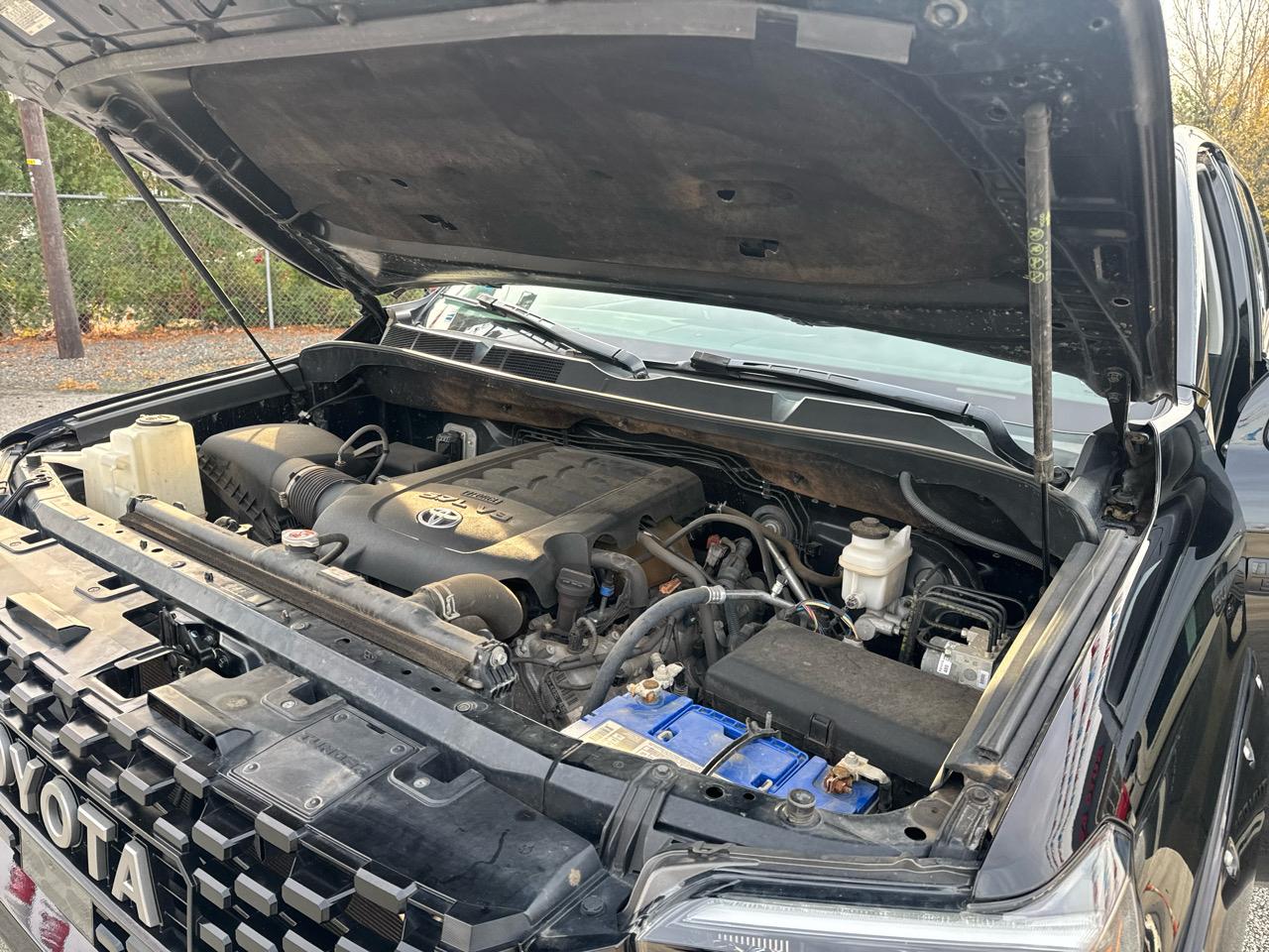 Toyota Tundra SR5 5.7L V8 CrewMax 4WD 2019