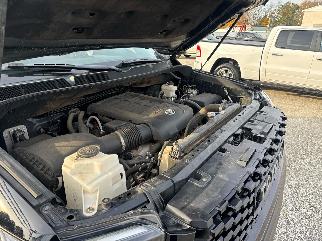 Toyota Tundra SR5 5.7L V8 CrewMax 4WD 2019