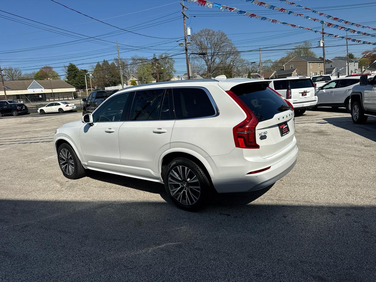 Volvo XC90 T6 Momentum AWD 2022