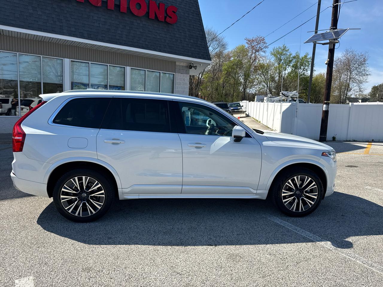 Volvo XC90 T6 Momentum AWD 2022