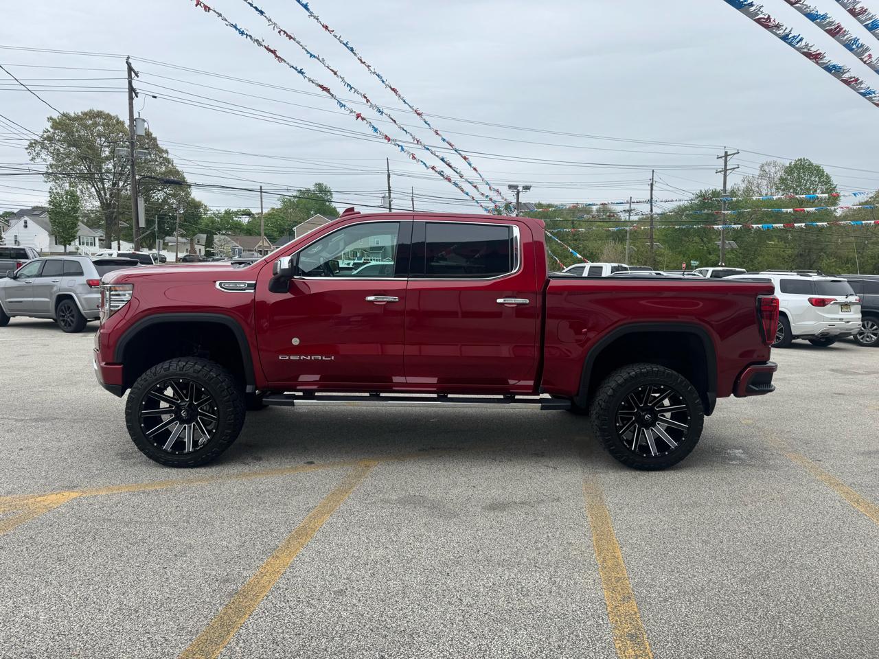 GMC Sierra 1500 Denali Crew Cab Short Box 4WD 2022