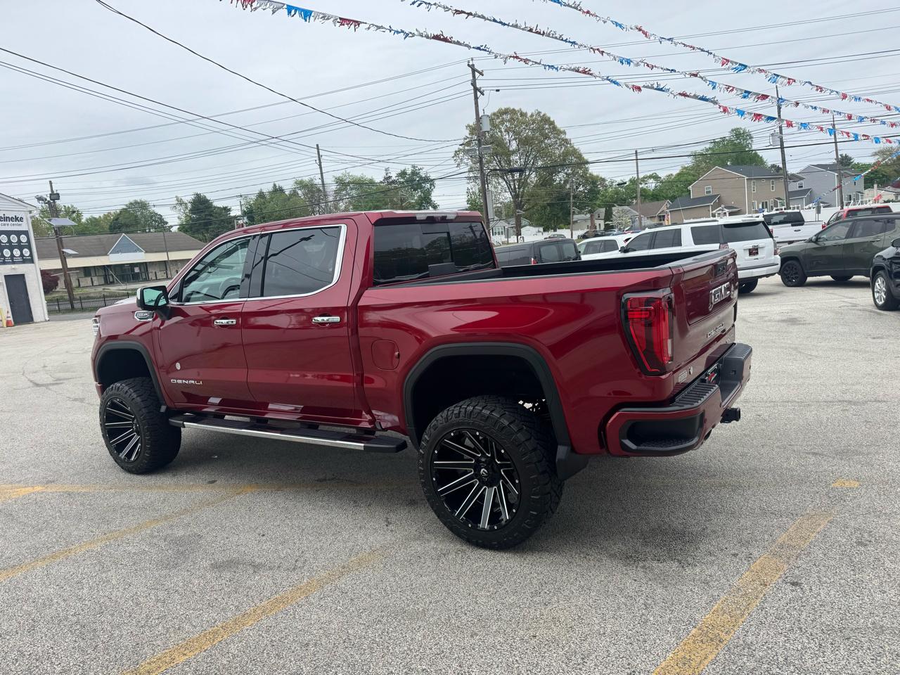 GMC Sierra 1500 Denali Crew Cab Short Box 4WD 2022