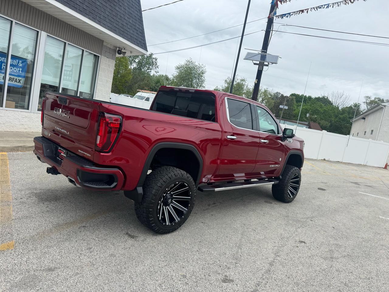 GMC Sierra 1500 Denali Crew Cab Short Box 4WD 2022