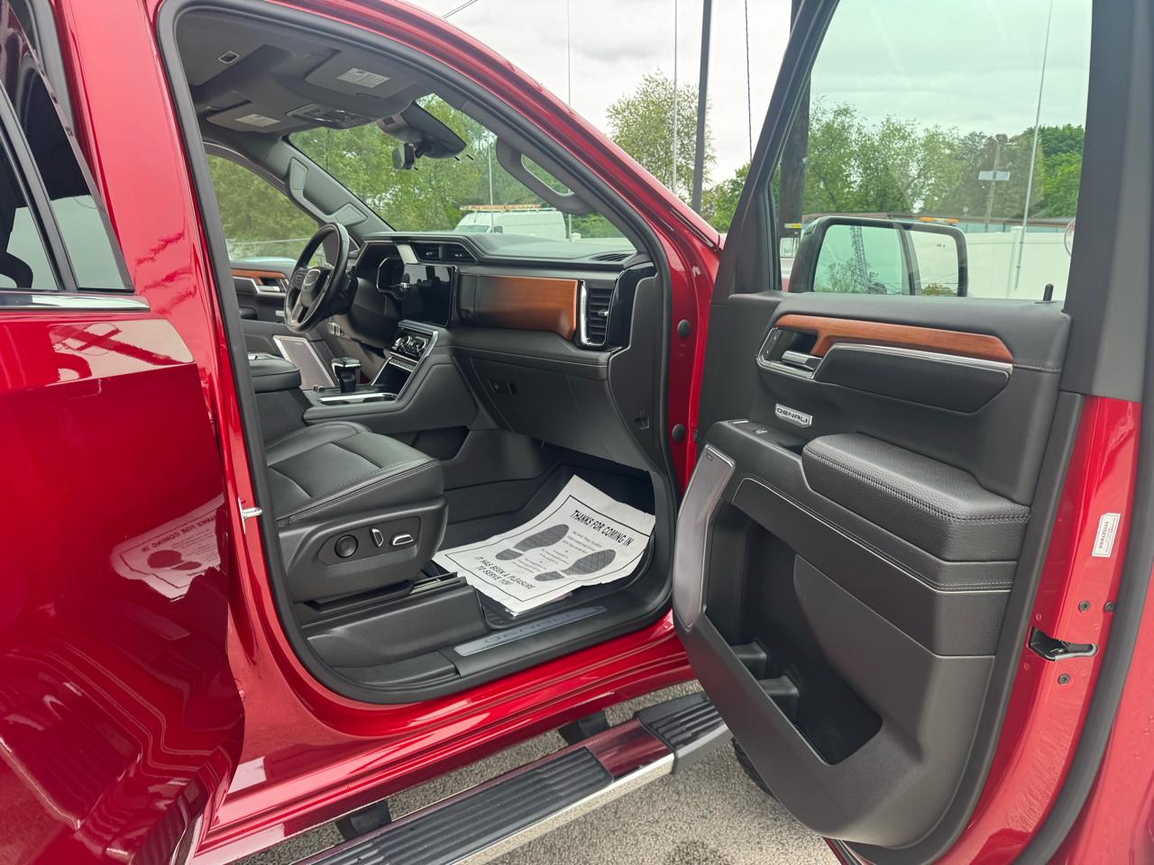 GMC Sierra 1500 Denali Crew Cab Short Box 4WD 2022