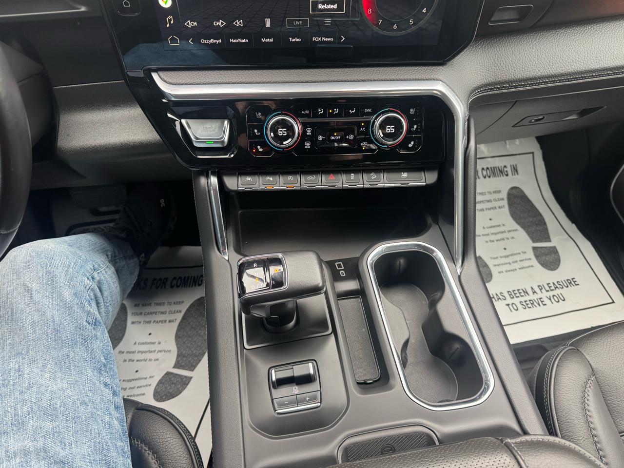 GMC Sierra 1500 Denali Crew Cab Short Box 4WD 2022