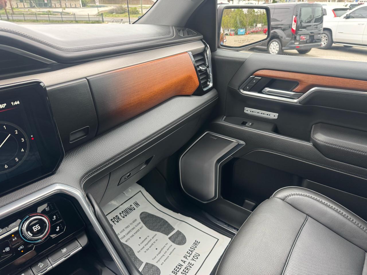 GMC Sierra 1500 Denali Crew Cab Short Box 4WD 2022