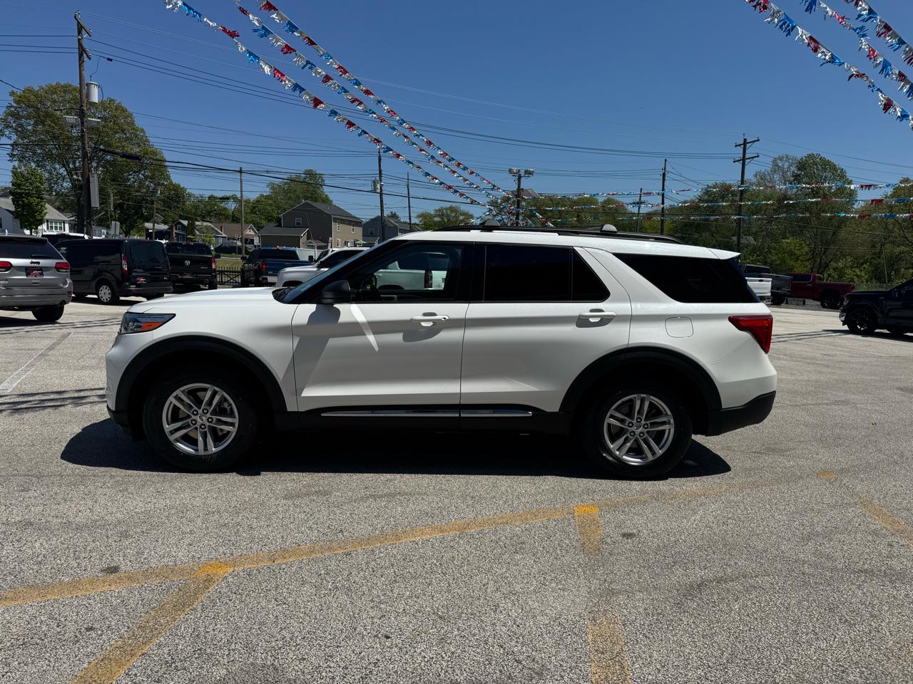 Ford Explorer XLT AWD 2022