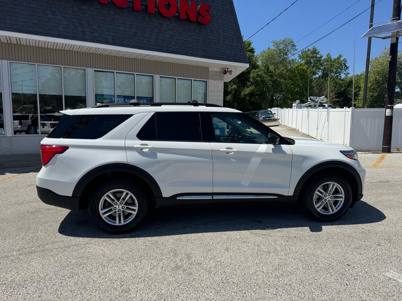 Ford Explorer XLT AWD 2022