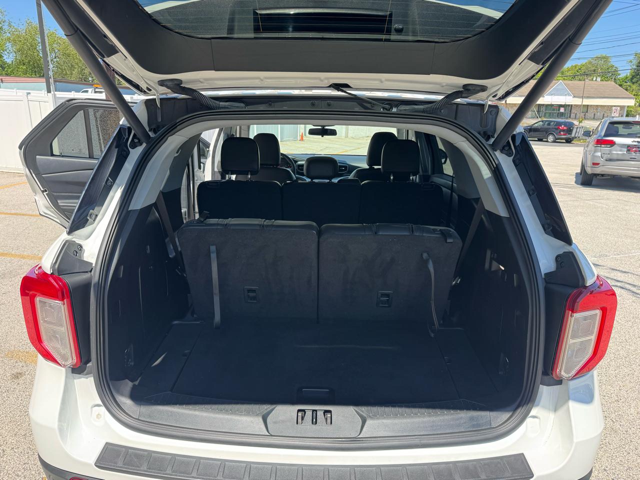 Ford Explorer XLT AWD 2022