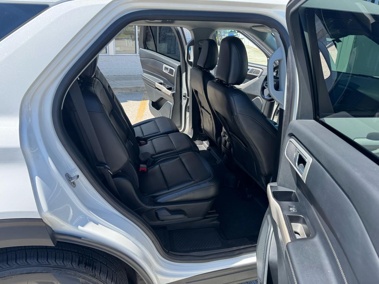 Ford Explorer XLT AWD 2022