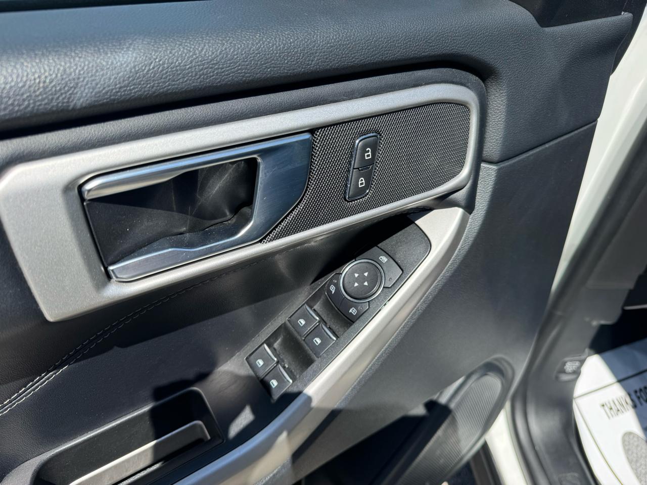 Ford Explorer XLT AWD 2022