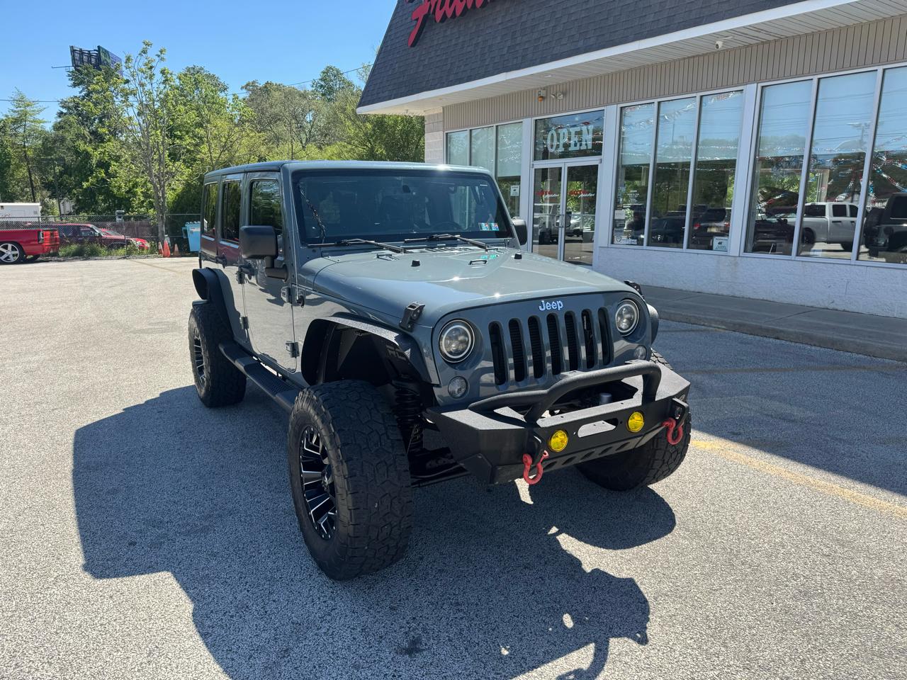 Jeep Wrangler Unlimited Sahara 4WD 2014