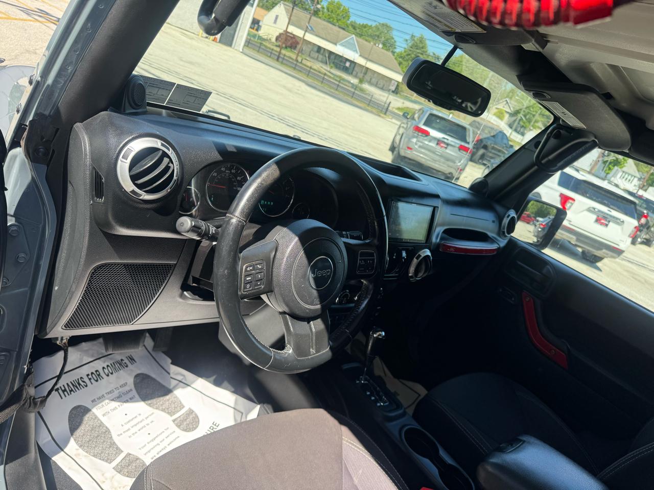 Jeep Wrangler Unlimited Sahara 4WD 2014