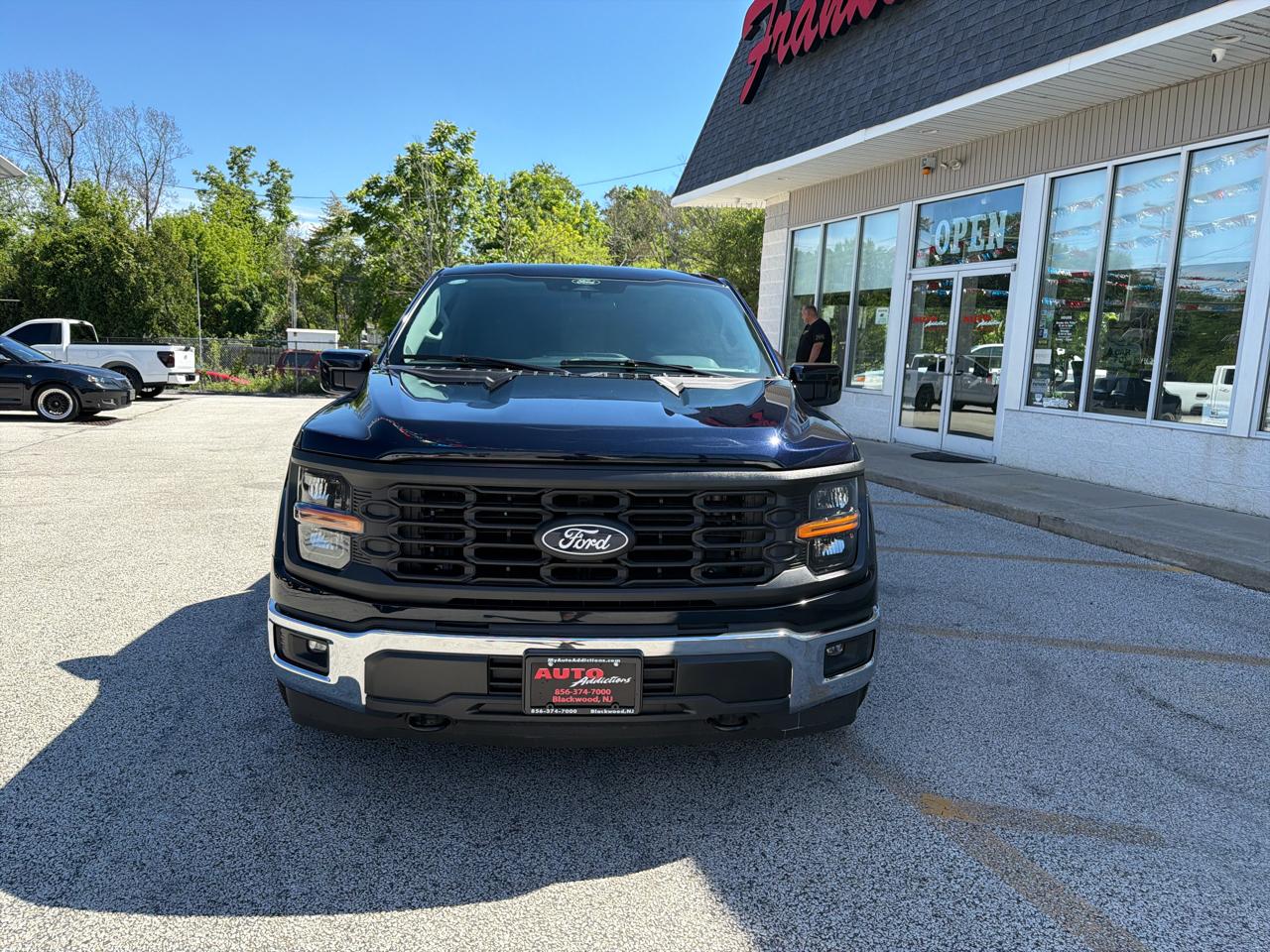 Ford F-150 XL 4WD 2025