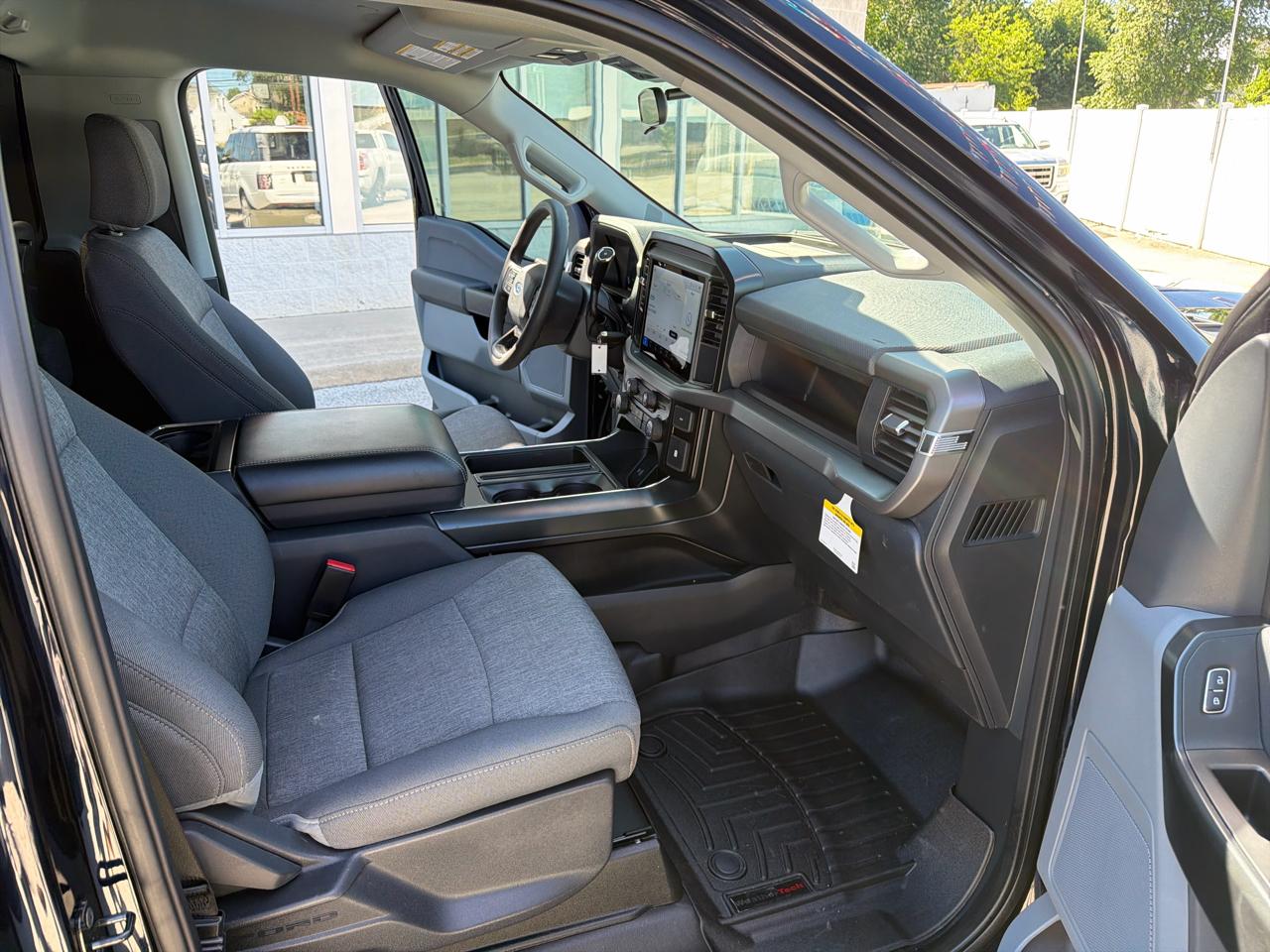 Ford F-150  2025