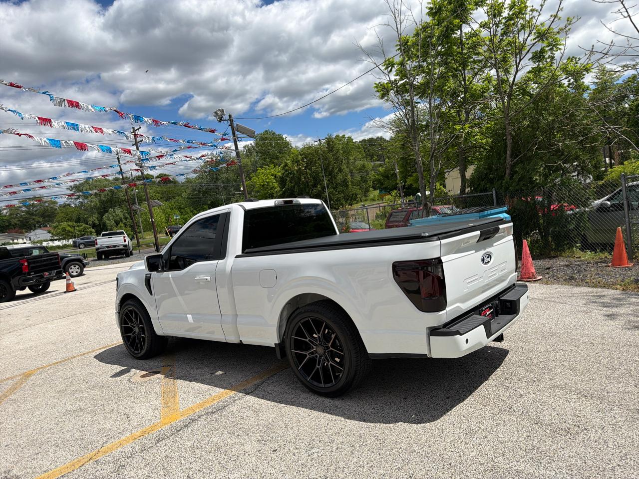 Ford F-150 XL 4WD 2024