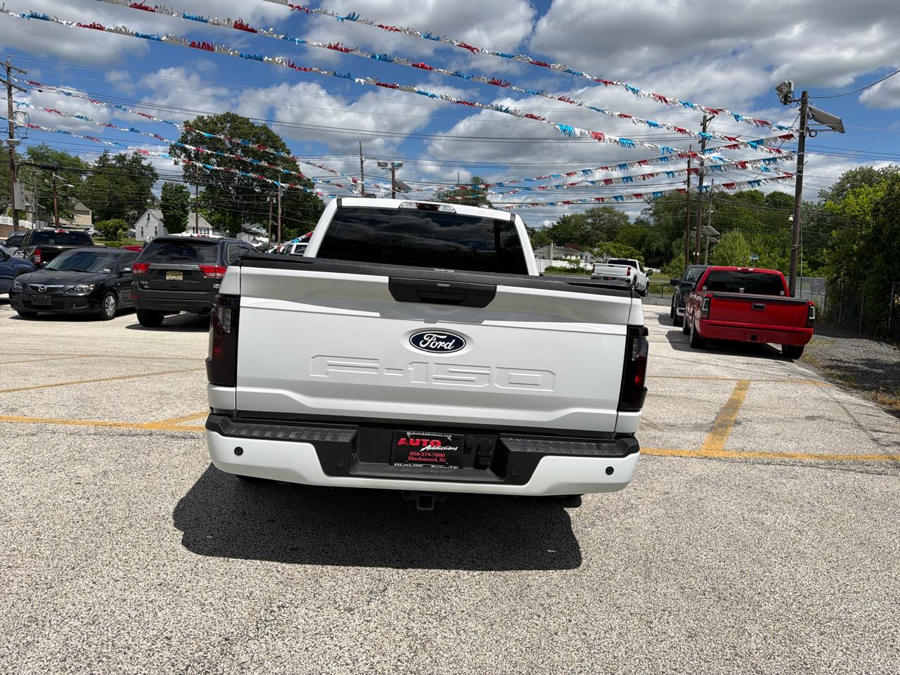 Ford F-150 XL 4WD 2024