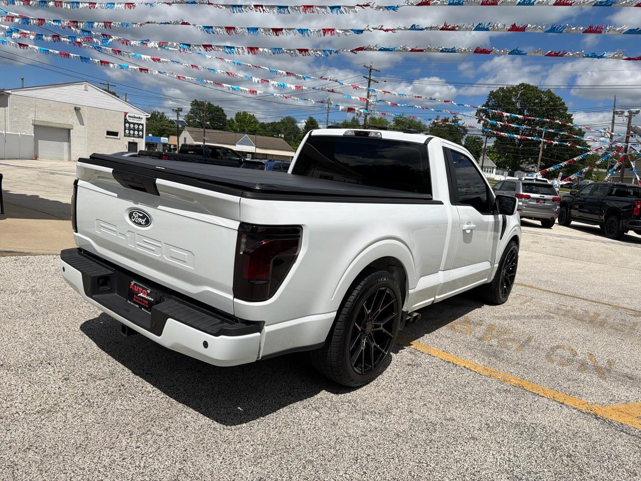 Ford F-150 XL 4WD 2024