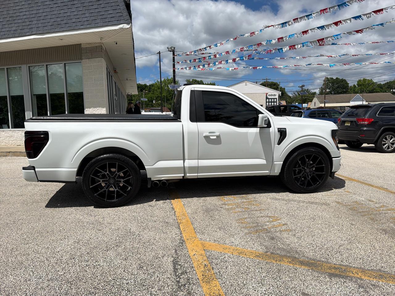 Ford F-150 XL 4WD 2024