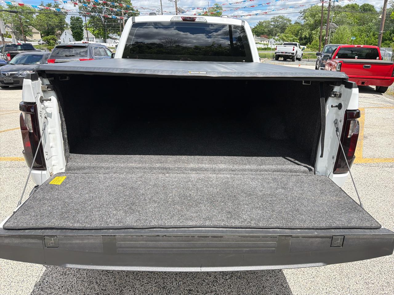 Ford F-150 XL 4WD 2024