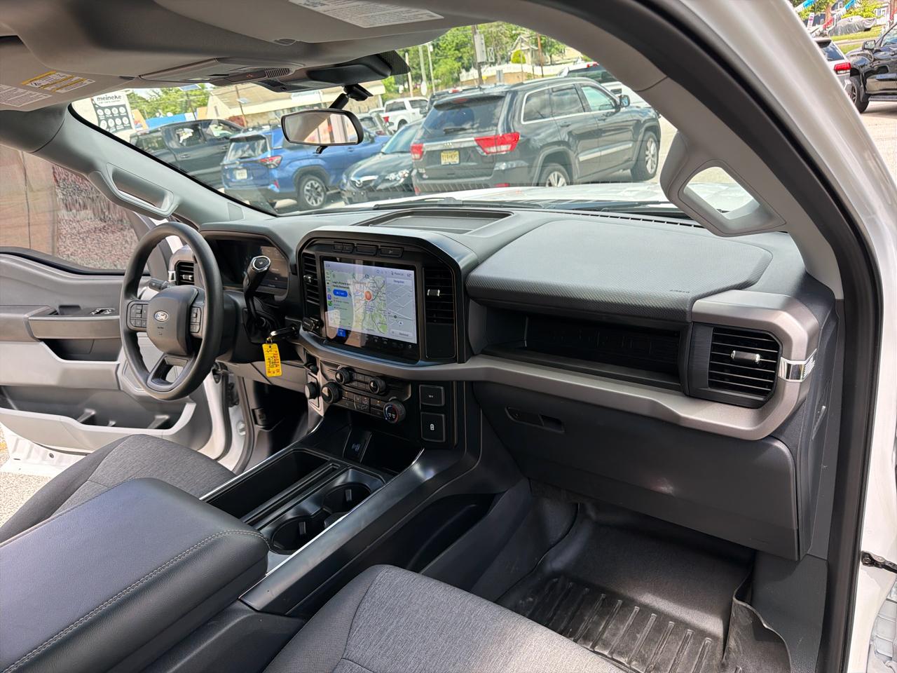 Ford F-150 XL 4WD 2024