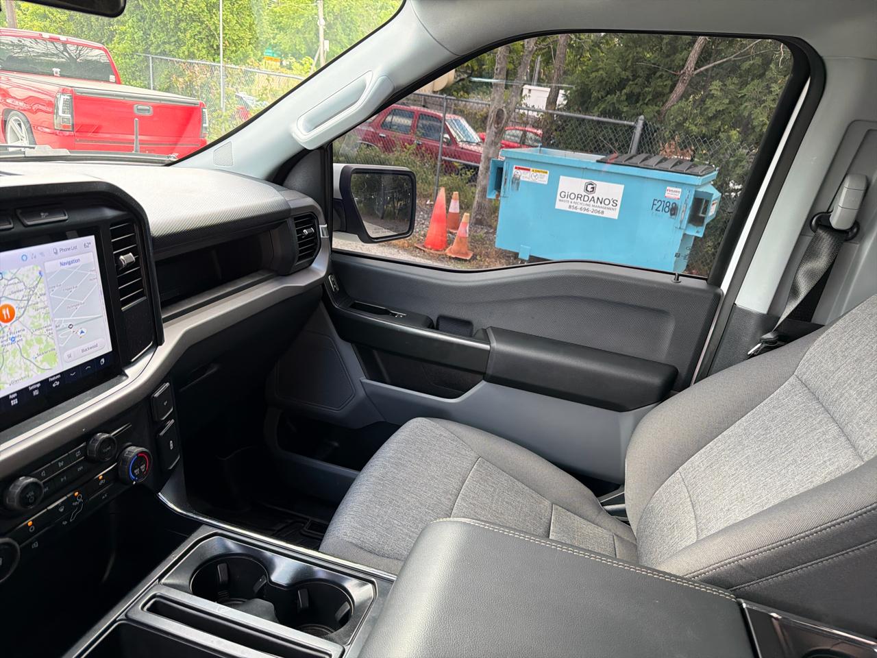 Ford F-150 XL 4WD 2024