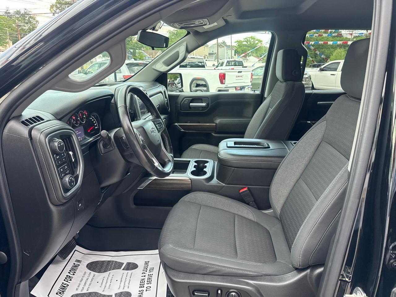 Chevrolet Silverado 1500 LT Trail Boss Crew Cab 4WD 2020