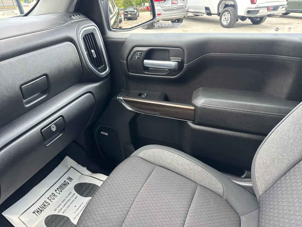 Chevrolet Silverado 1500 LT Trail Boss Crew Cab 4WD 2020