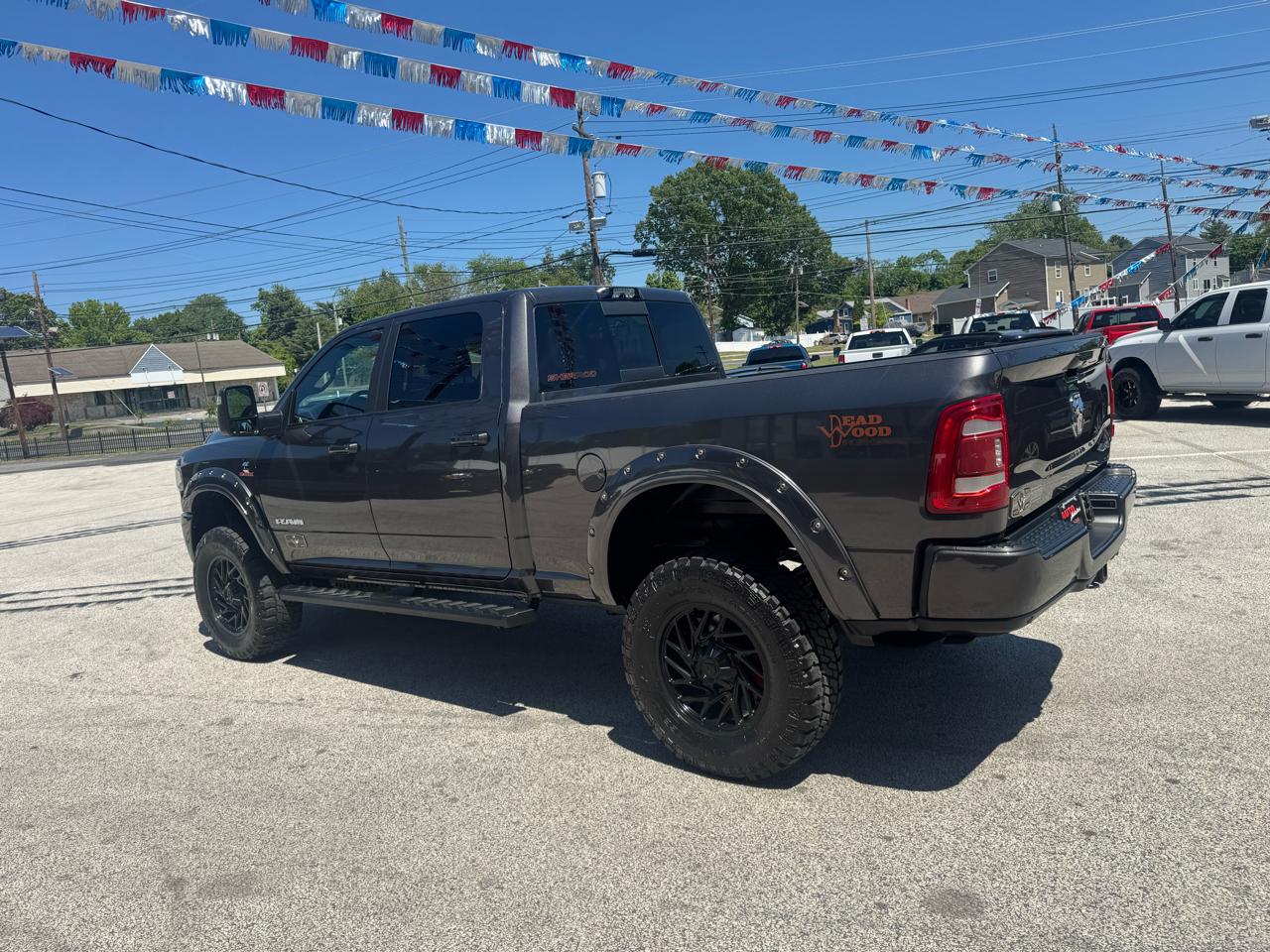 RAM 2500 Tradesman Crew Cab SWB 4WD 2023