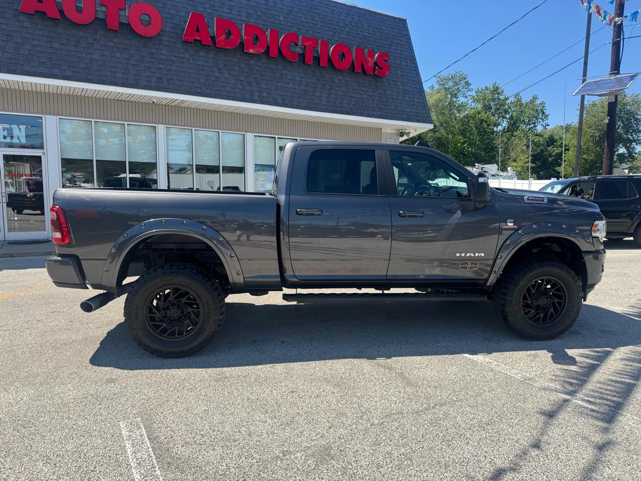 RAM 2500 Tradesman Crew Cab SWB 4WD 2023