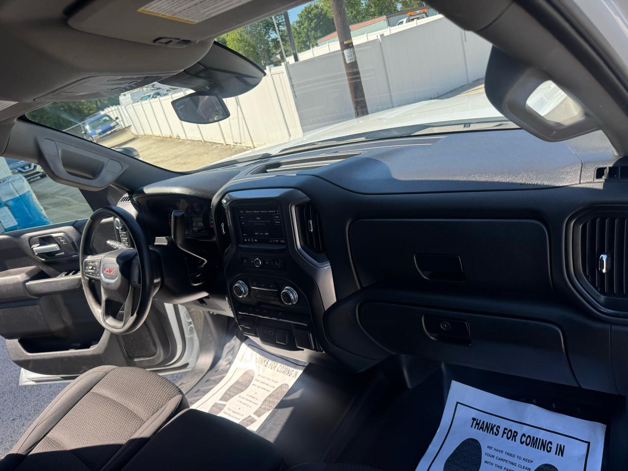 GMC Sierra 2500HD Pro Crew Cab 4WD SB 2024