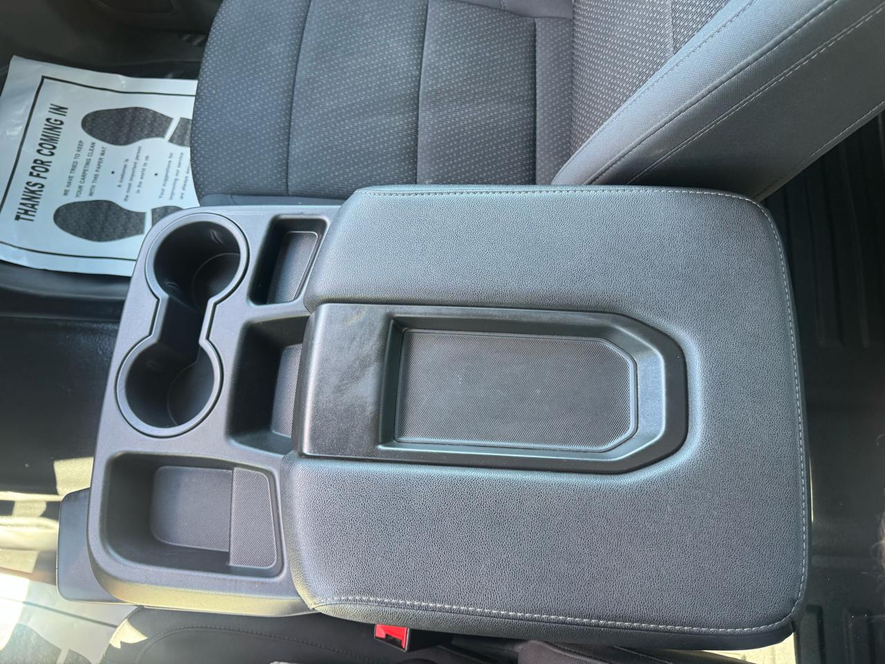 GMC Sierra 2500HD Pro Crew Cab 4WD SB 2024