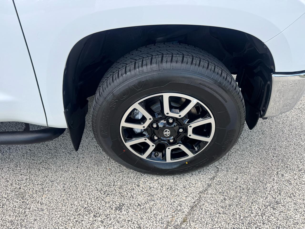 Toyota Tundra Limited 5.7L CrewMax 4WD 2020