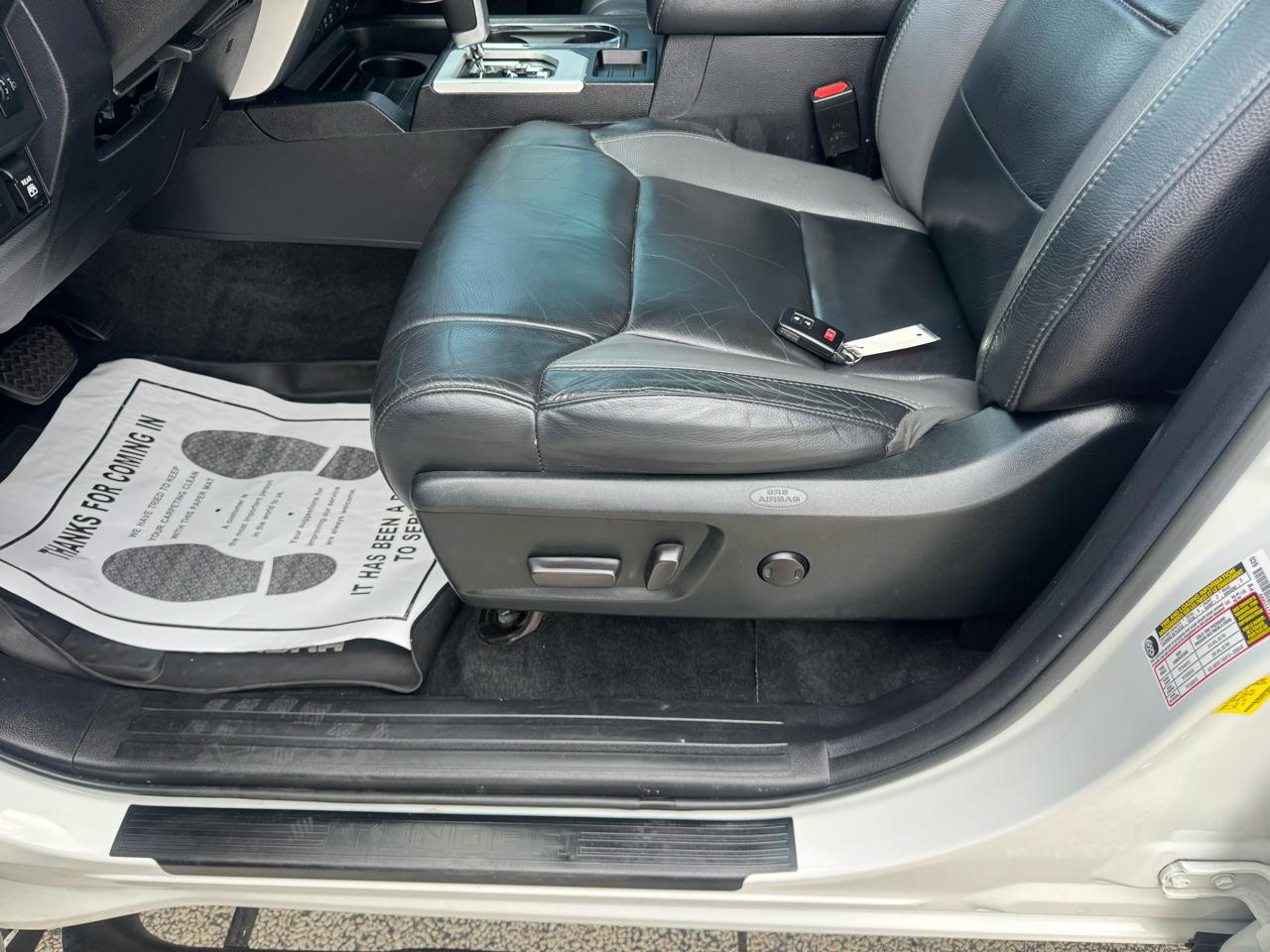 Toyota Tundra Limited 5.7L CrewMax 4WD 2020