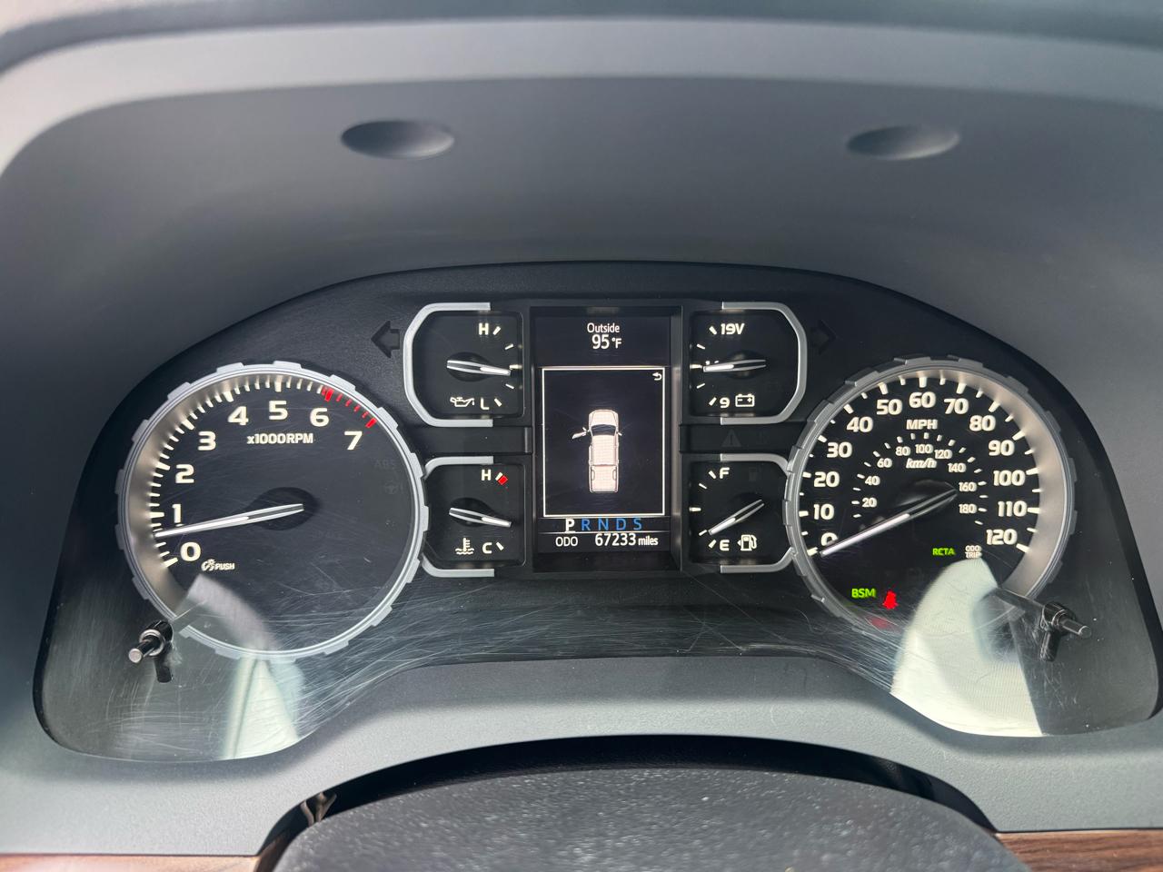 Toyota Tundra Limited 5.7L CrewMax 4WD 2020